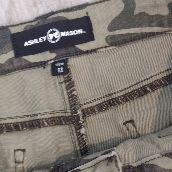 🆕 Anthropologie Camo Jeans - Picture 4 of 7